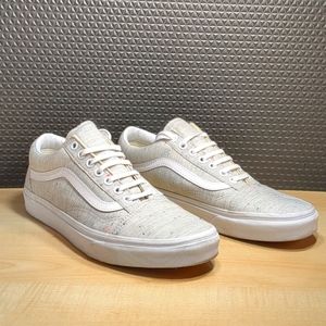 Vans off the wall sneakers